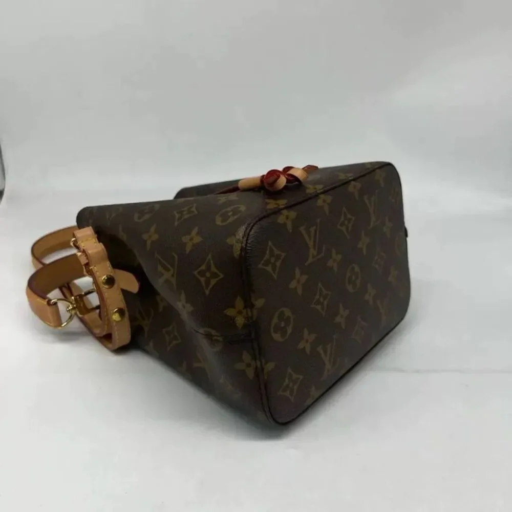 Louis Vuitton Women Pre-Loved Bag Very Good Condition